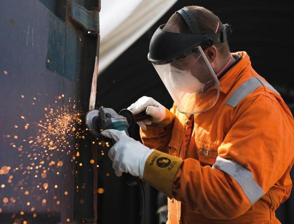 shipping-container-rust-removal-surface-preparation